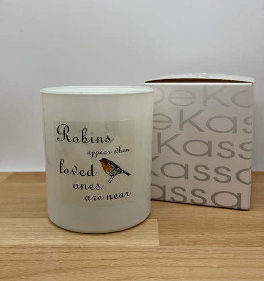 Robins Appear When Loved Ones Are Near | Luxury Scented Candle